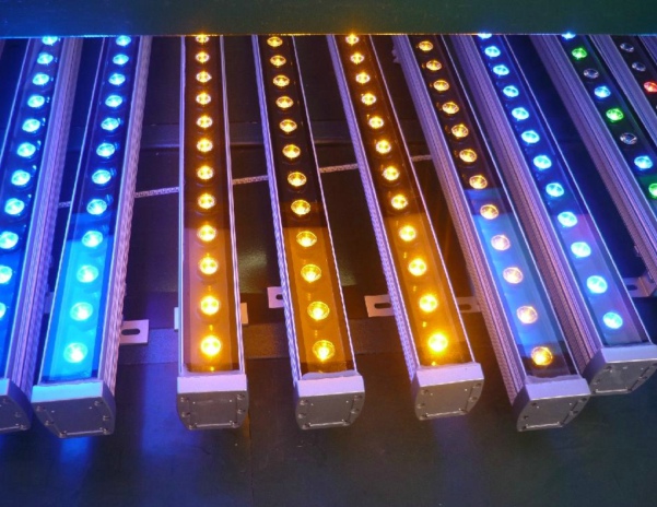 <b>ȪоQX5241��Ҫ���������Ͳ��LED��� LED�Ӻ���Դ</b>